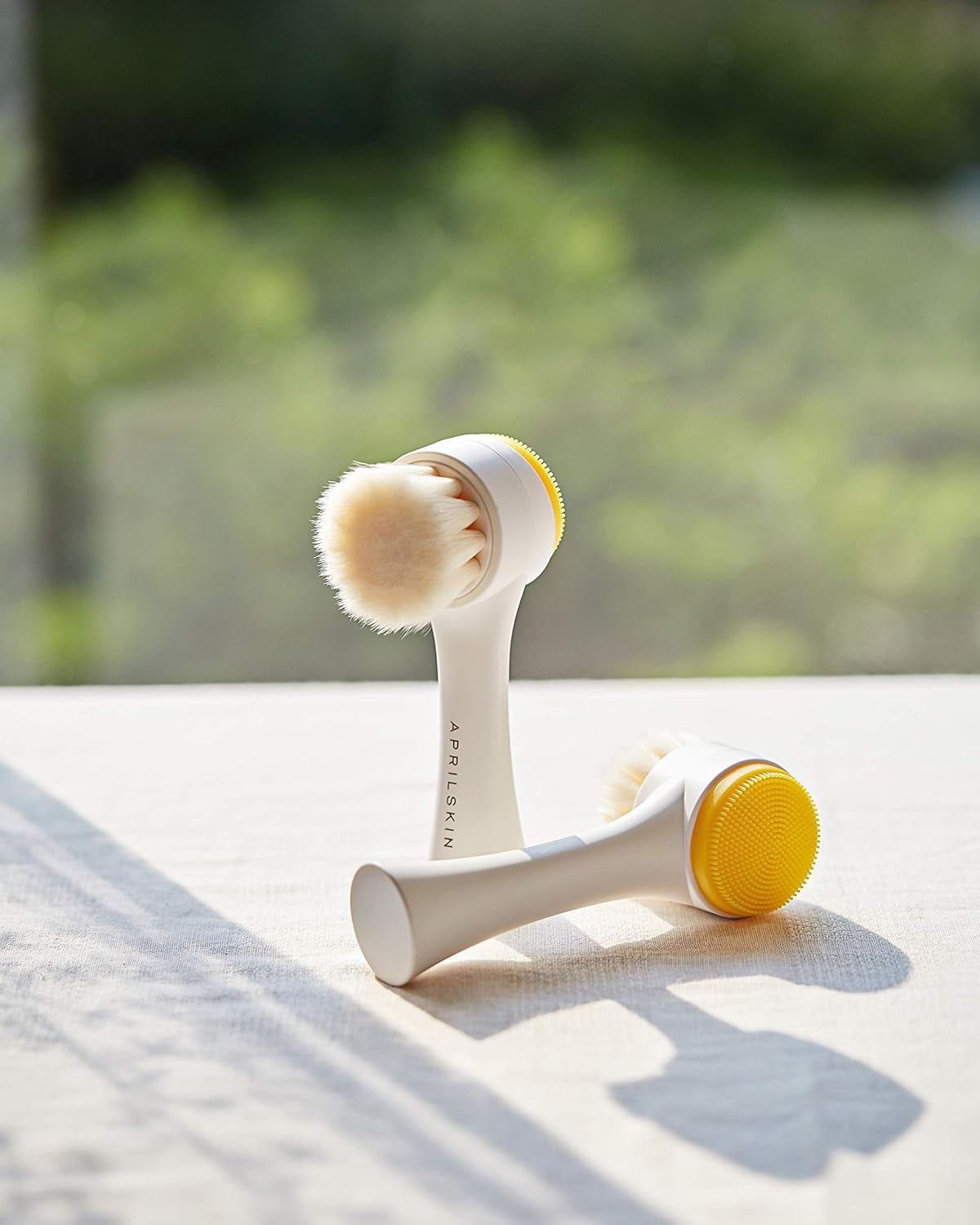 Dual Cleansing Pore Brush